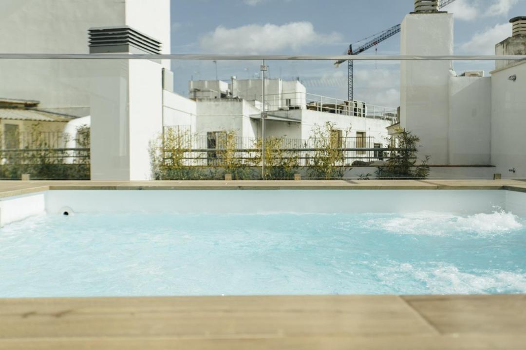 Modern With Seasonal Swimming Pool- 1Bd 1Bth- Goyeneta Leilighet Sevilla Eksteriør bilde
