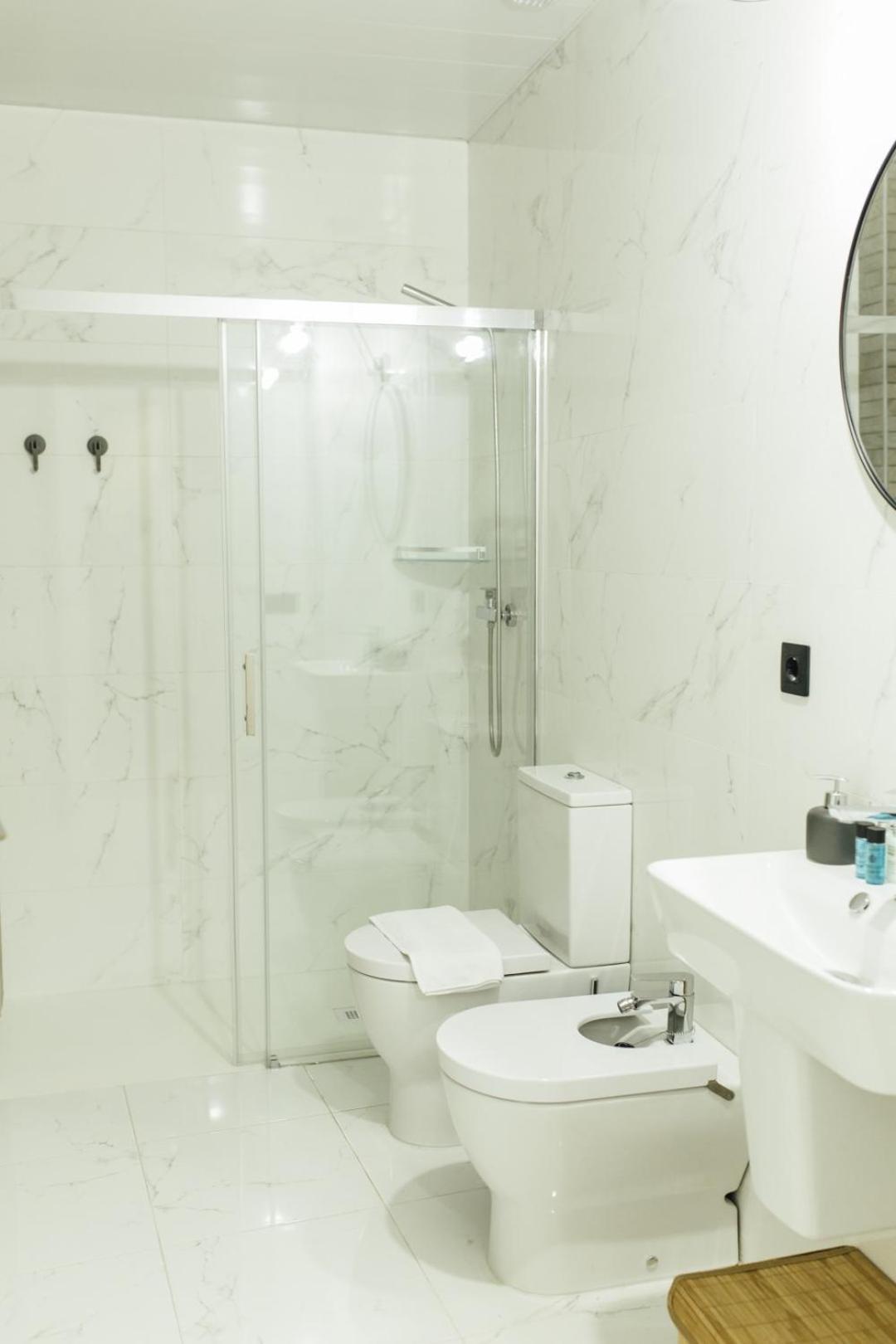 Modern With Seasonal Swimming Pool- 1Bd 1Bth- Goyeneta Leilighet Sevilla Eksteriør bilde